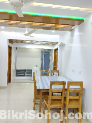 Rent Furnished 3 Bedroom Apartment in Bashundhara R/A